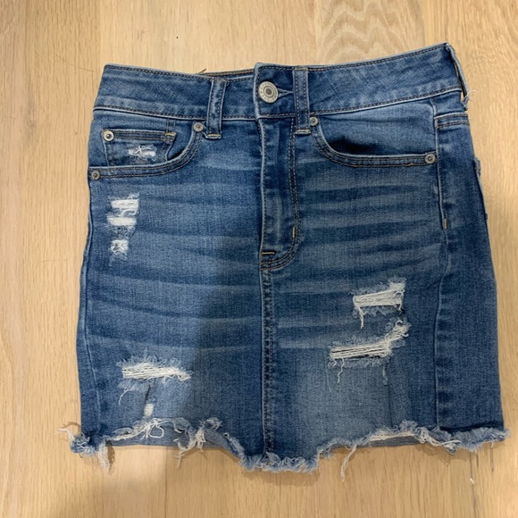 American eagle ripped denim mini skirt - Picture 3 of 8
